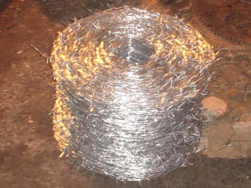 Stainless-Steel-Barbed-Wire-ANPING-XIANGLIN